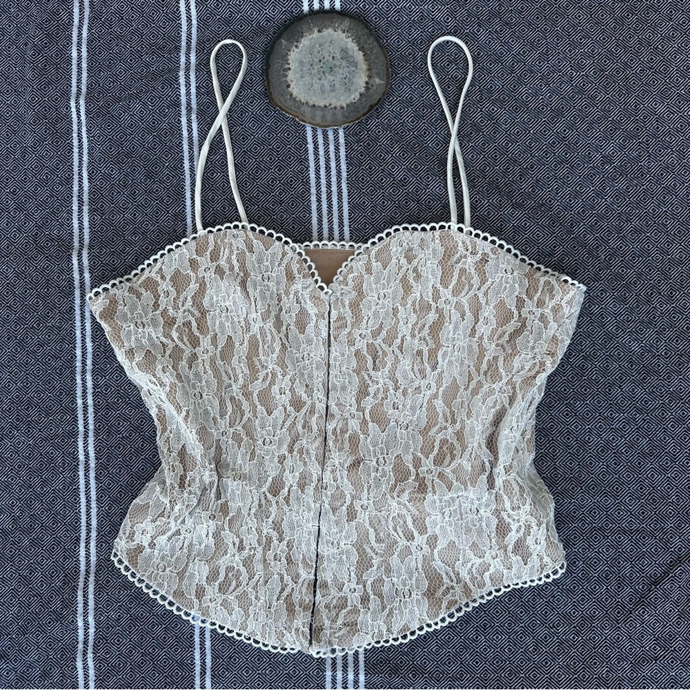 princess polly lace top 🕊️
